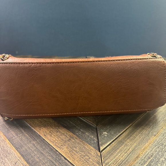 Altar'd State Brown Vegan Leather tote purse with pouch. - Picture 5 of 15